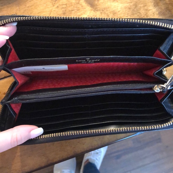 Kate Spade wallet - Picture 3 of 4